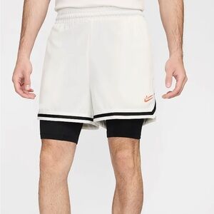 Nike Men's White and Black Shorts Kevin Durant